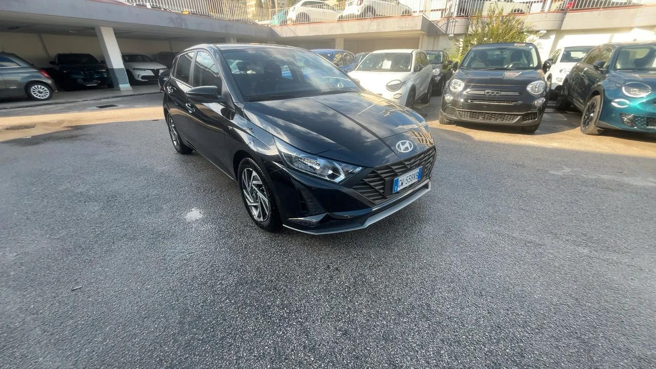 Hyundai i20 1.2 MPI MT Connectline