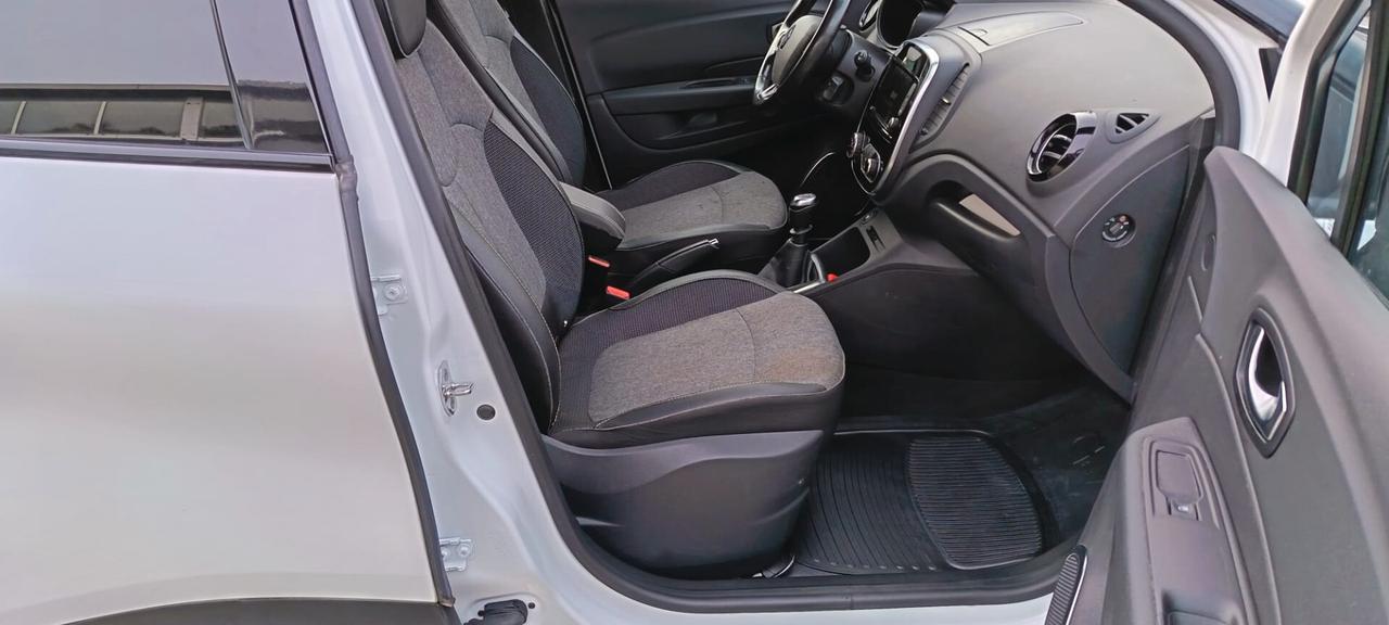 Renault Captur TCe 130 CV FAP Business