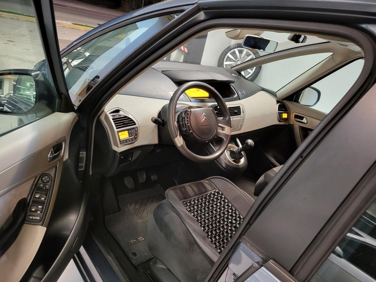Citroen C4 1.6 HDi 110CV FAP Elegance