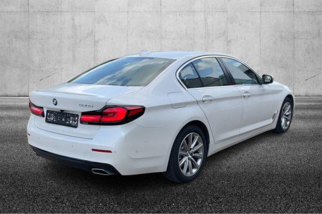 BMW 520 d 48V Business