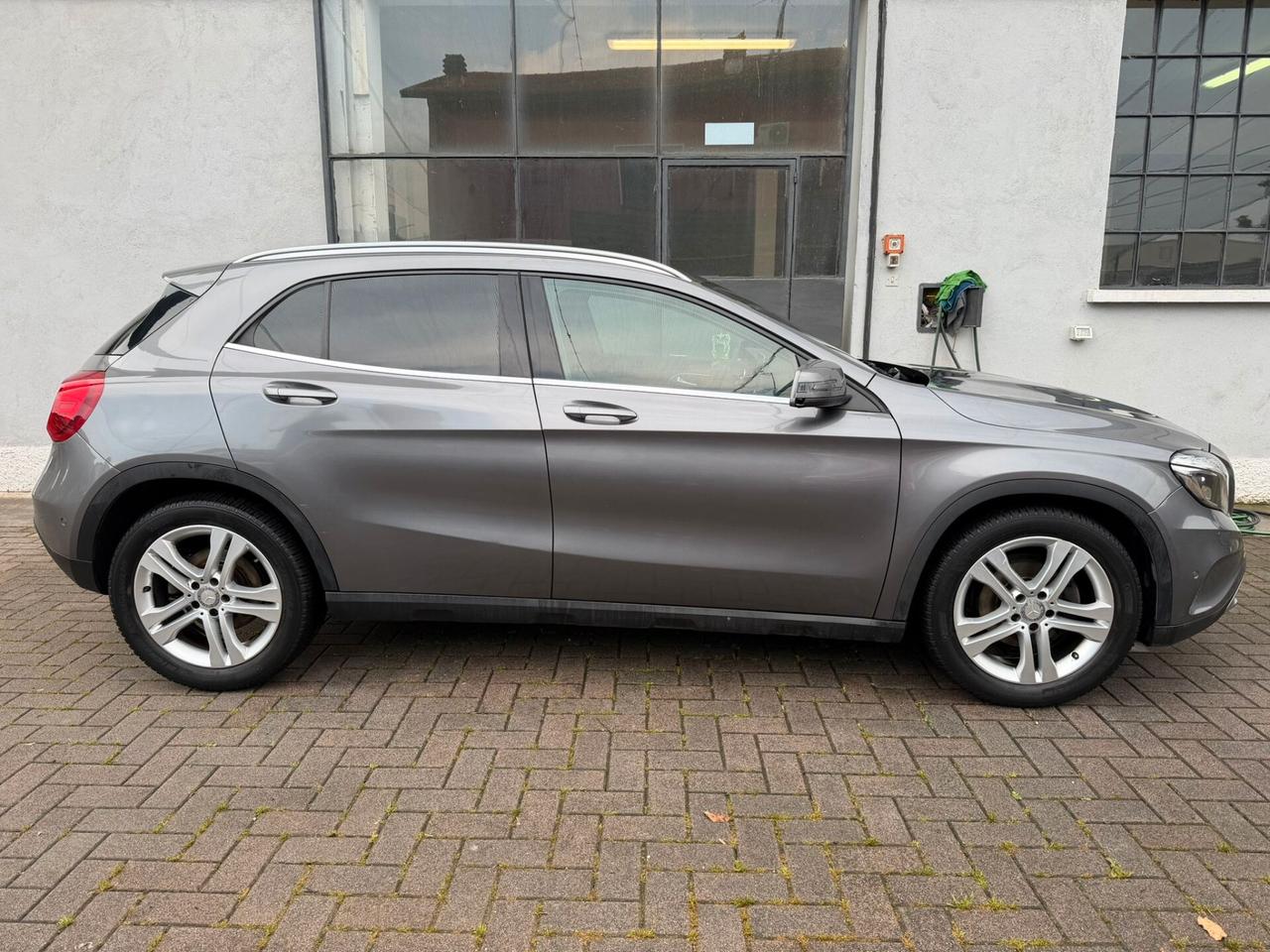 Mercedes-benz GLA 180 d Automatic Sport