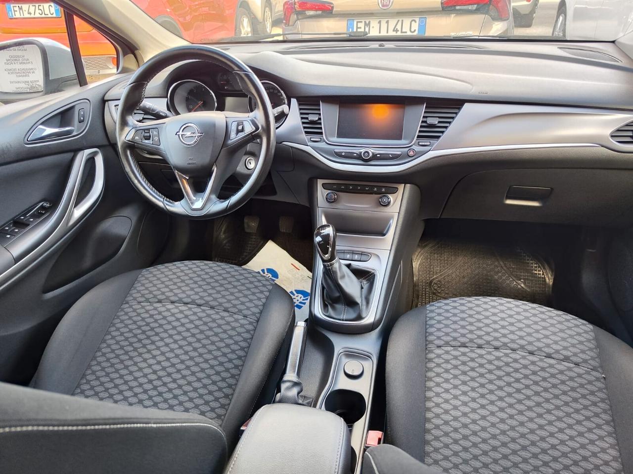 Opel Astra 1.6 CDTi 5 porte Business