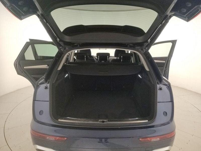 Audi Q5 II 2020 40 2.0 tdi mhev 12V S line quattro s-tronic
