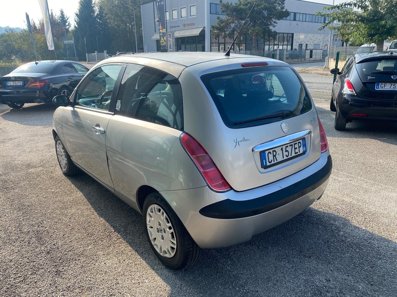 Lancia Ypsilon 1.3 Multijet 16V Argento