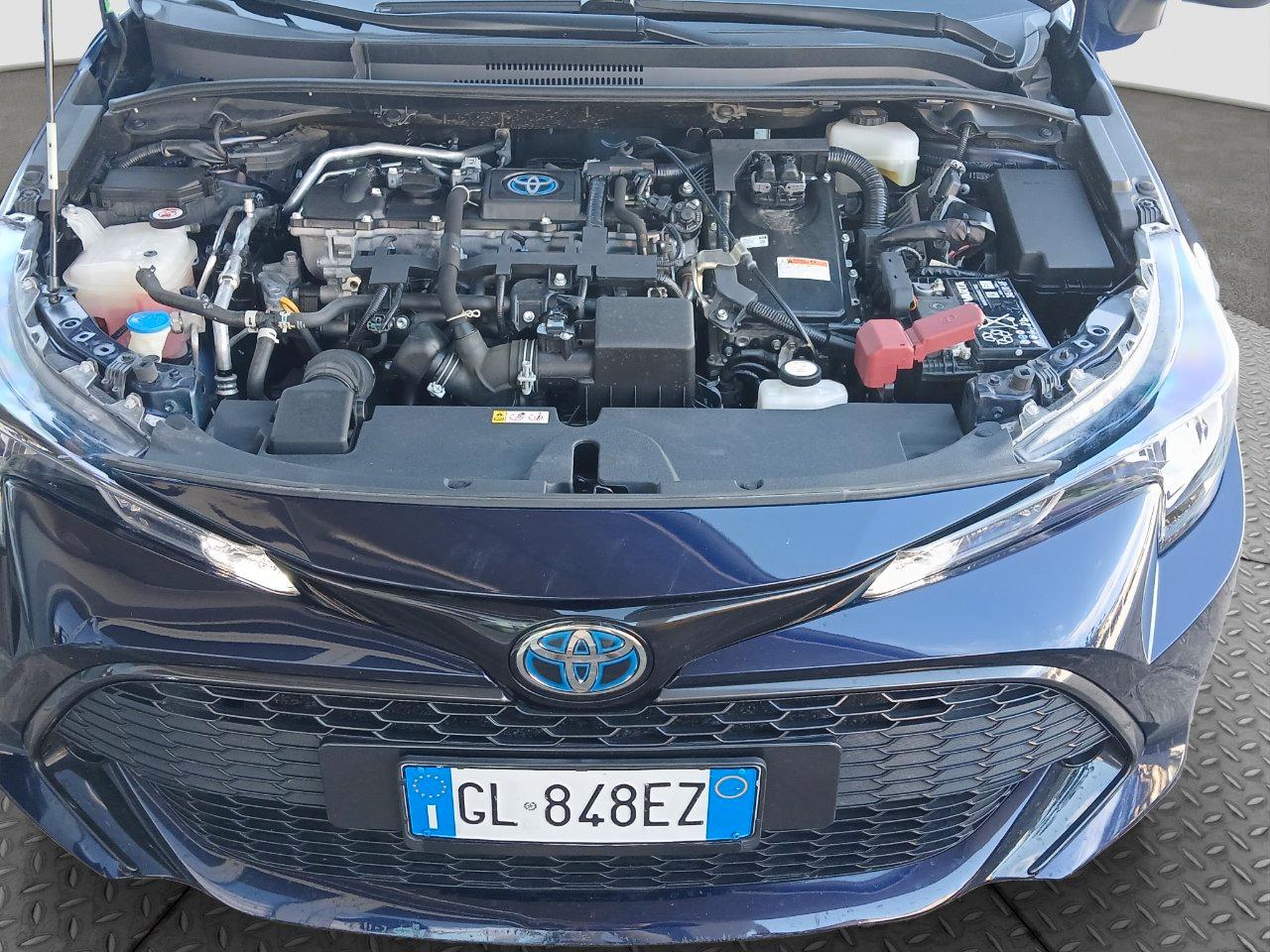 Toyota Corolla 1.8h Business cvt