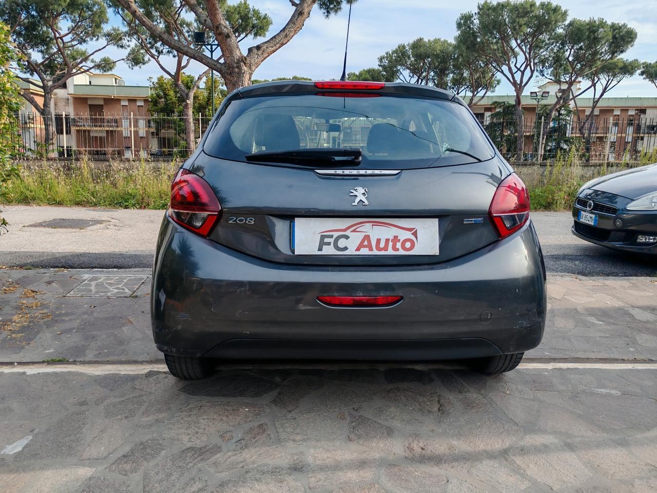 Peugeot 208 BlueHDi 75 5 porte Allure 2016