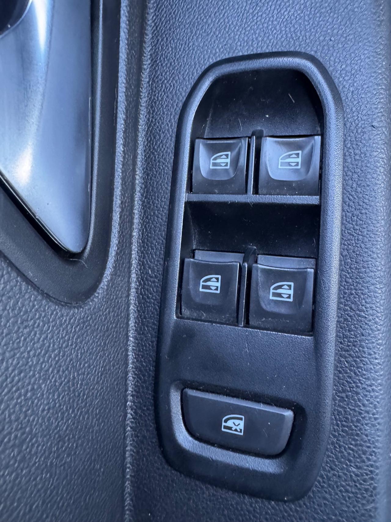 Dacia Duster 1.6 SCe GPL 4x2 Essential