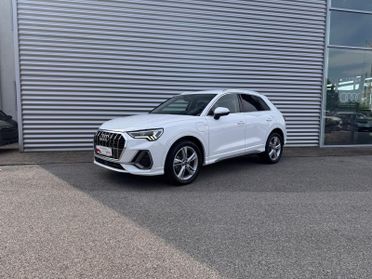 AUDI Q3 45 TFSIe S-TRONIC S-LINE EDITION