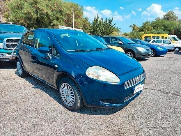 Fiat Grande Punto m-t-j- 5 porte 2011