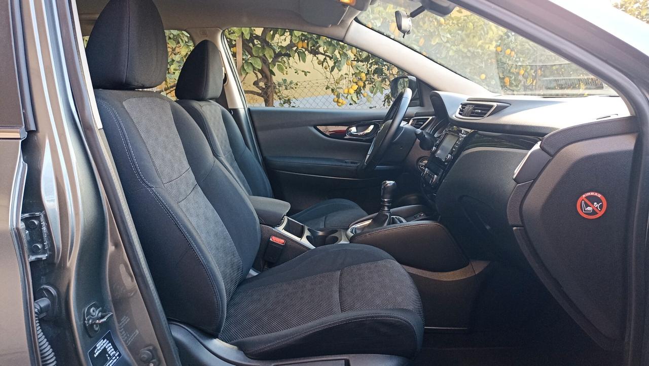 Nissan Qashqai 1.5 dCi Tekna