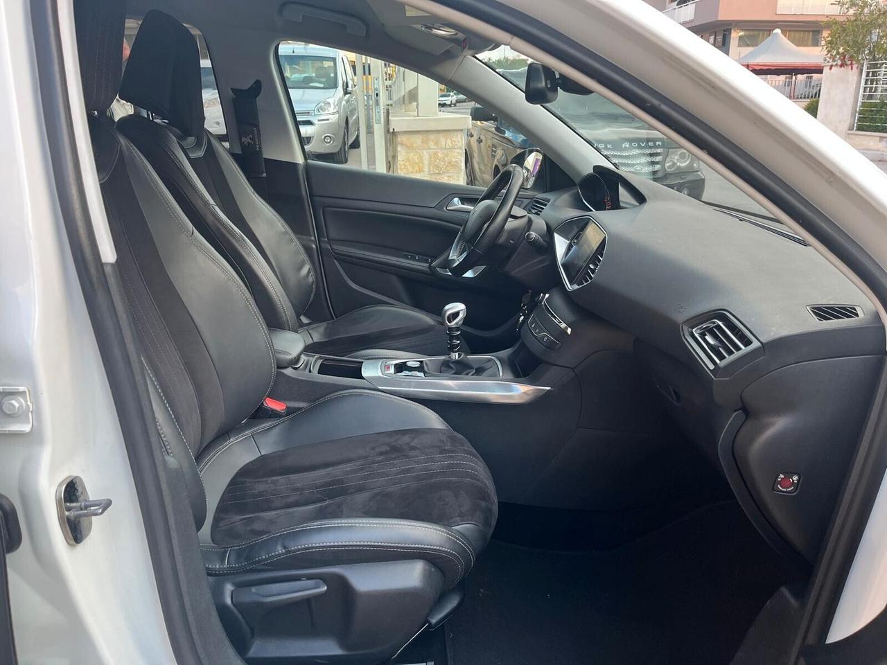 Peugeot 308 BlueHDi 120 S&S SW Allure