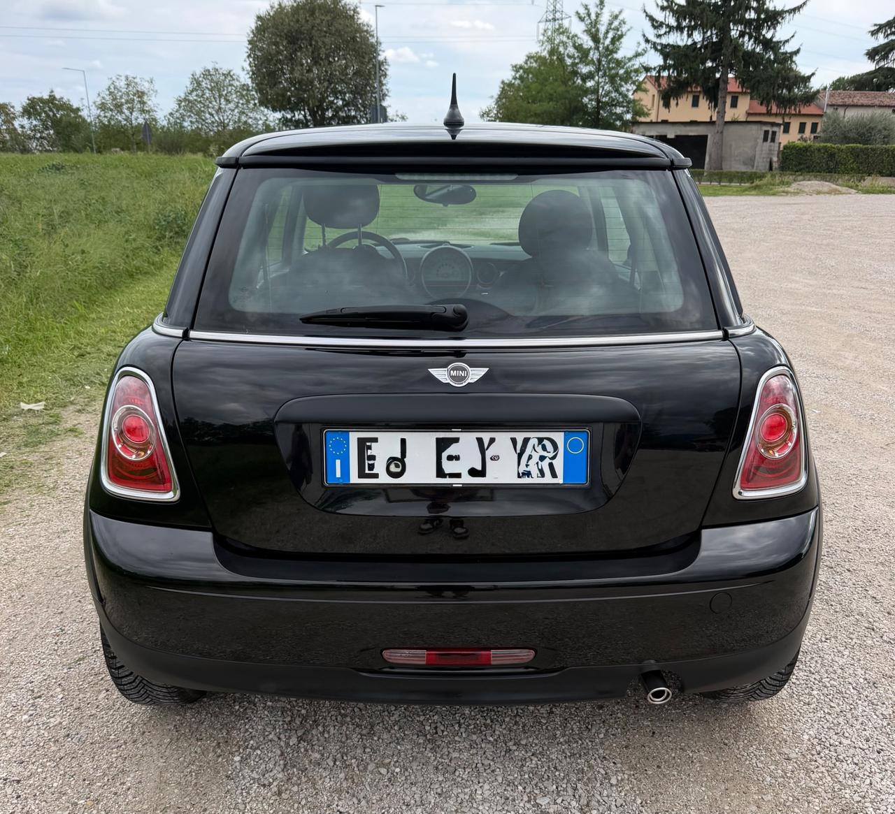 MINI COOPER ONE 1.6 BENZINA NEOPATENTATi R56