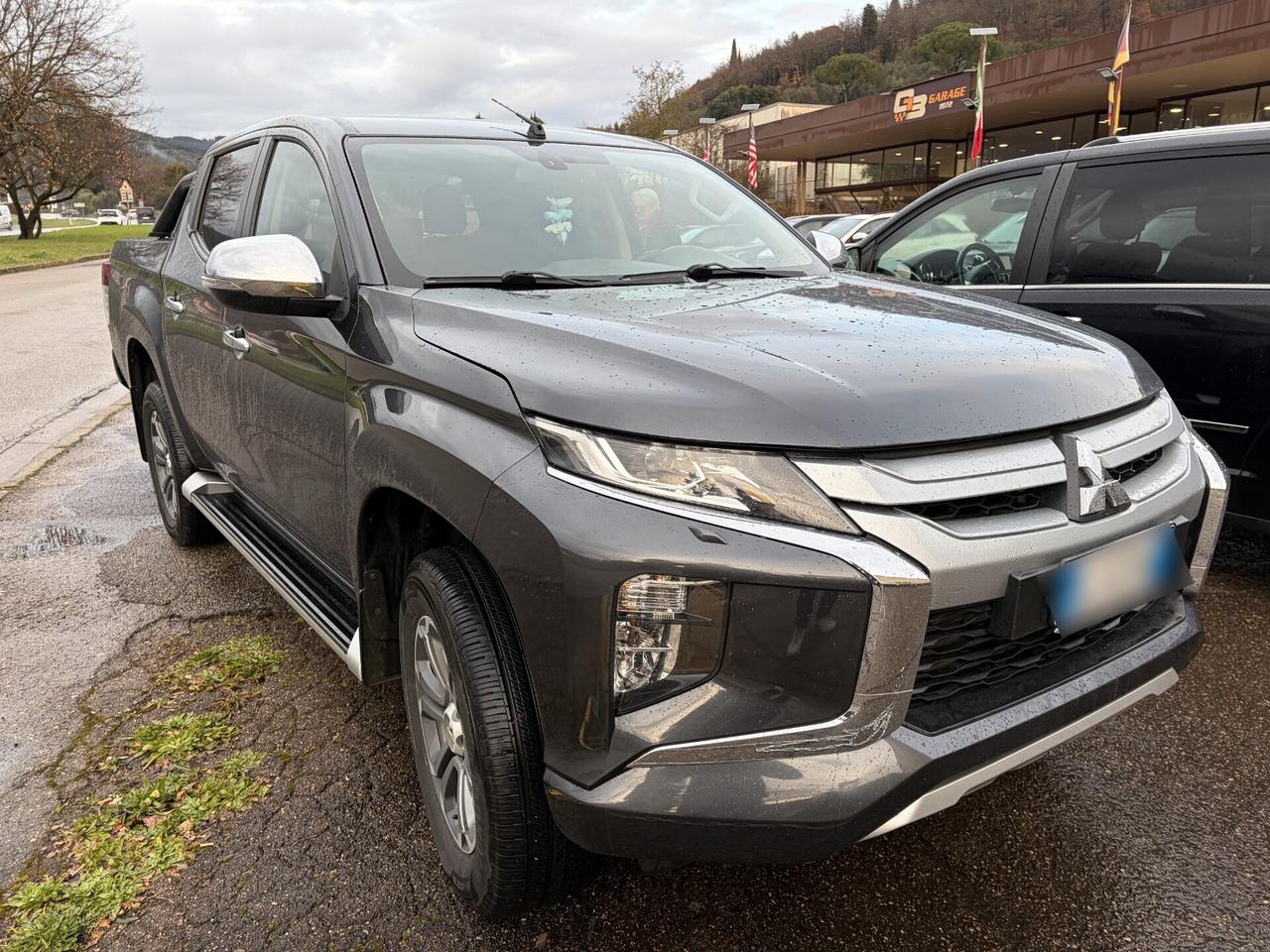 Mitsubishi L200 2.3 D Double Cab 4x4 Super Select P0. Diamond