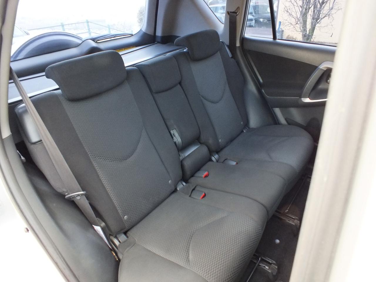 TOYOTA RAV 4 RAV4 2.2 D-4D 136 CV UNIPROPRIETARIO