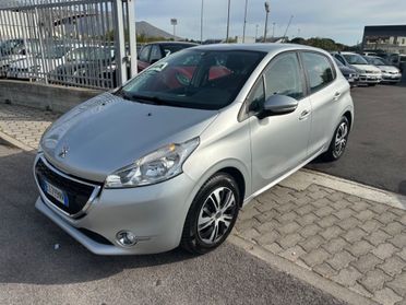 Peugeot 208 1.4 HDi 68 CV 5 porte Allure
