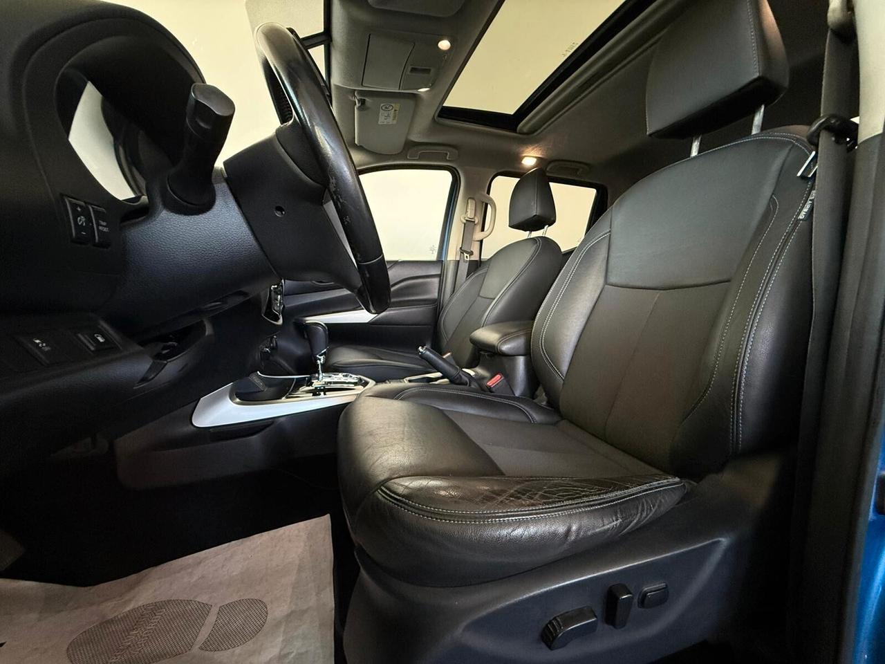 Nissan Navara 2.3 dCi 190 CV 7AT 4WD Double Cab N-Guard