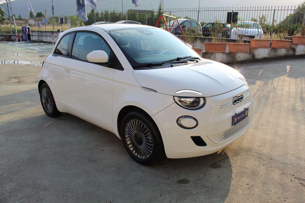 FIAT - 500 E - 500 Action Berlina