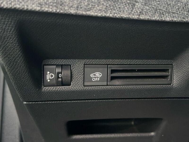 Peugeot 3008 1.2 hybrid Allure 145cv e-dcs6