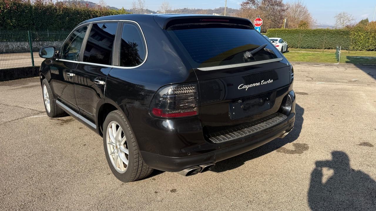 Porsche Cayenne 4.5 cat Turbo