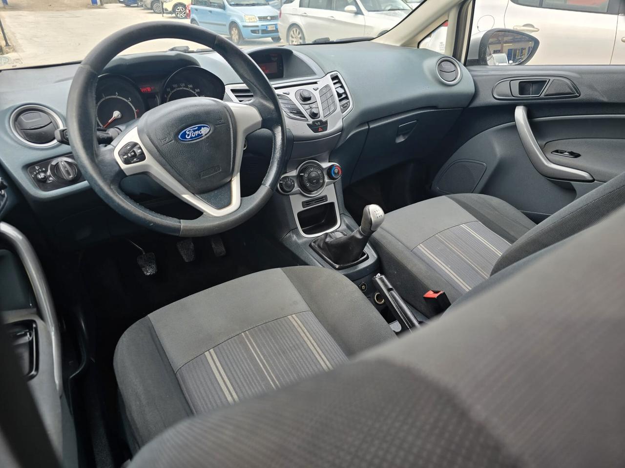 Ford Fiesta 1.4 5 porte Bz.- GPL Titanium