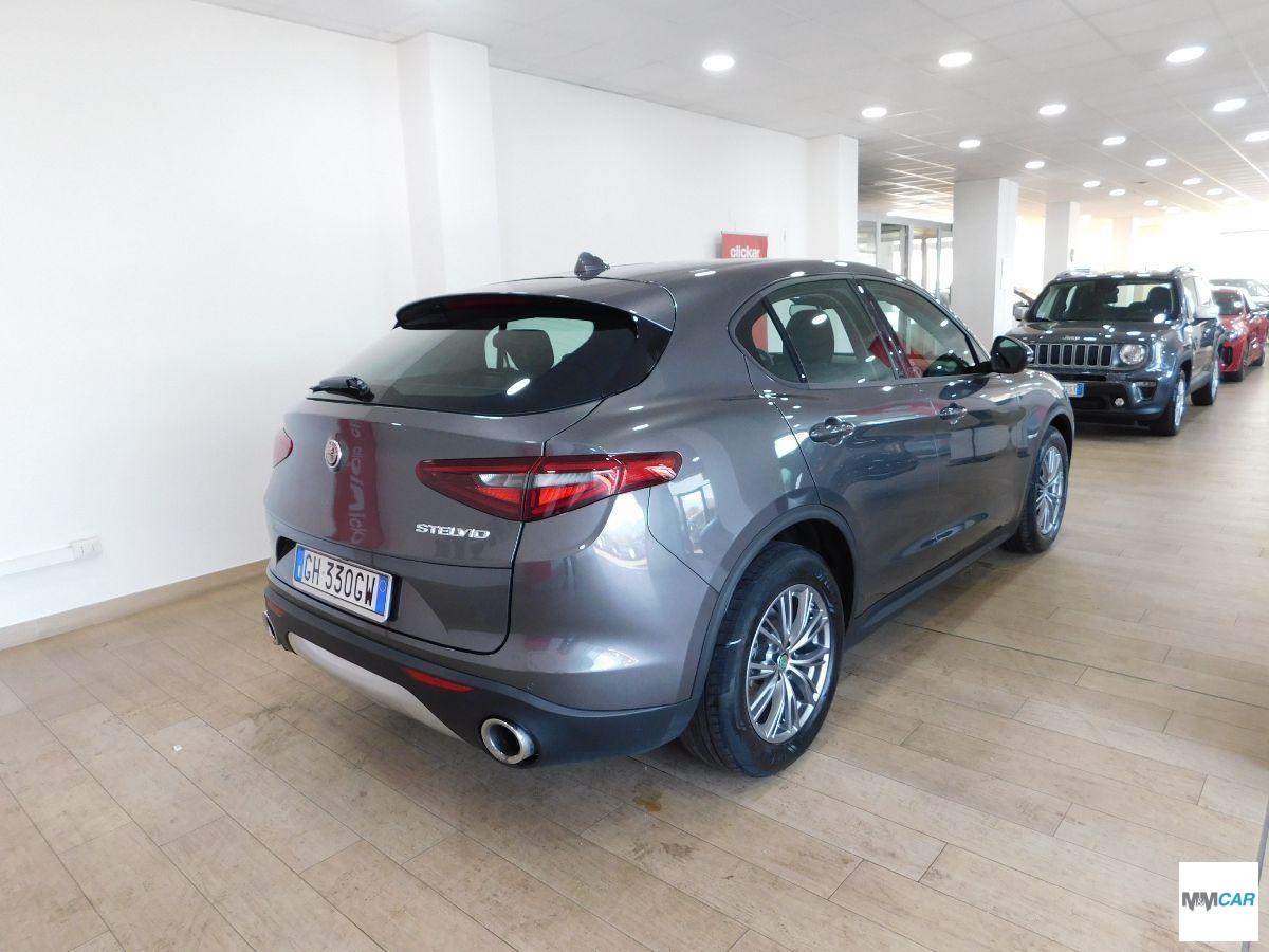 ALFA ROMEO - Stelvio - 2.2 T.diesel 160CV AT8 RWD Bus.