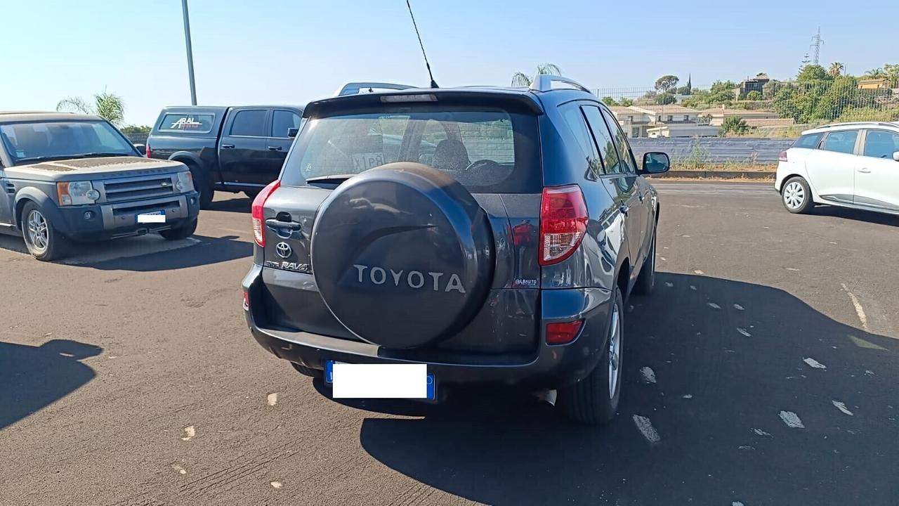 Toyota RAV 4 RAV4 2.2 D-4D 136 CV