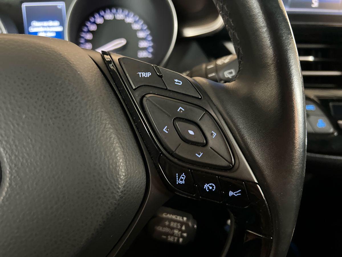 TOYOTA C-HR 1.8h Trend 2wd e-cvt