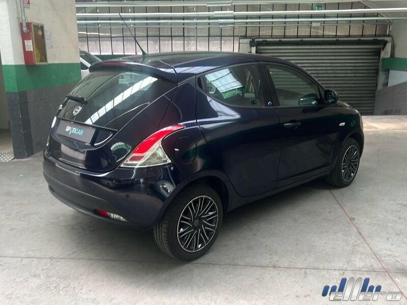 Lancia Ypsilon 1.2 69cv Elefantino