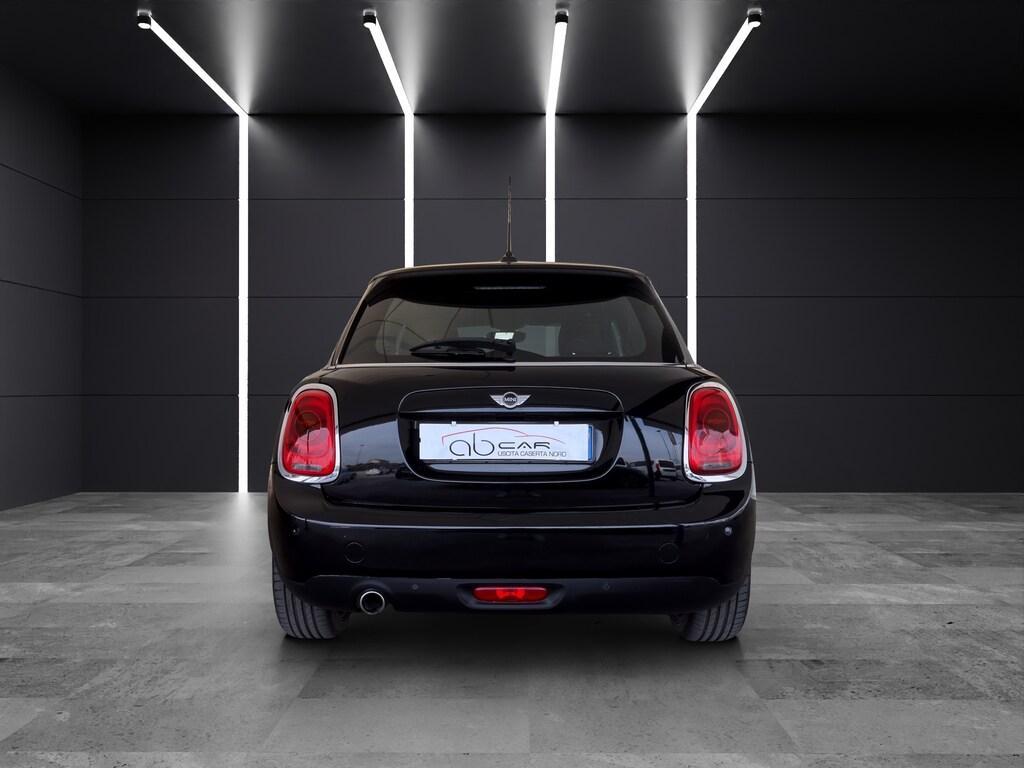 Mini Cooper D 1.5 D Cooper D Boost Auto