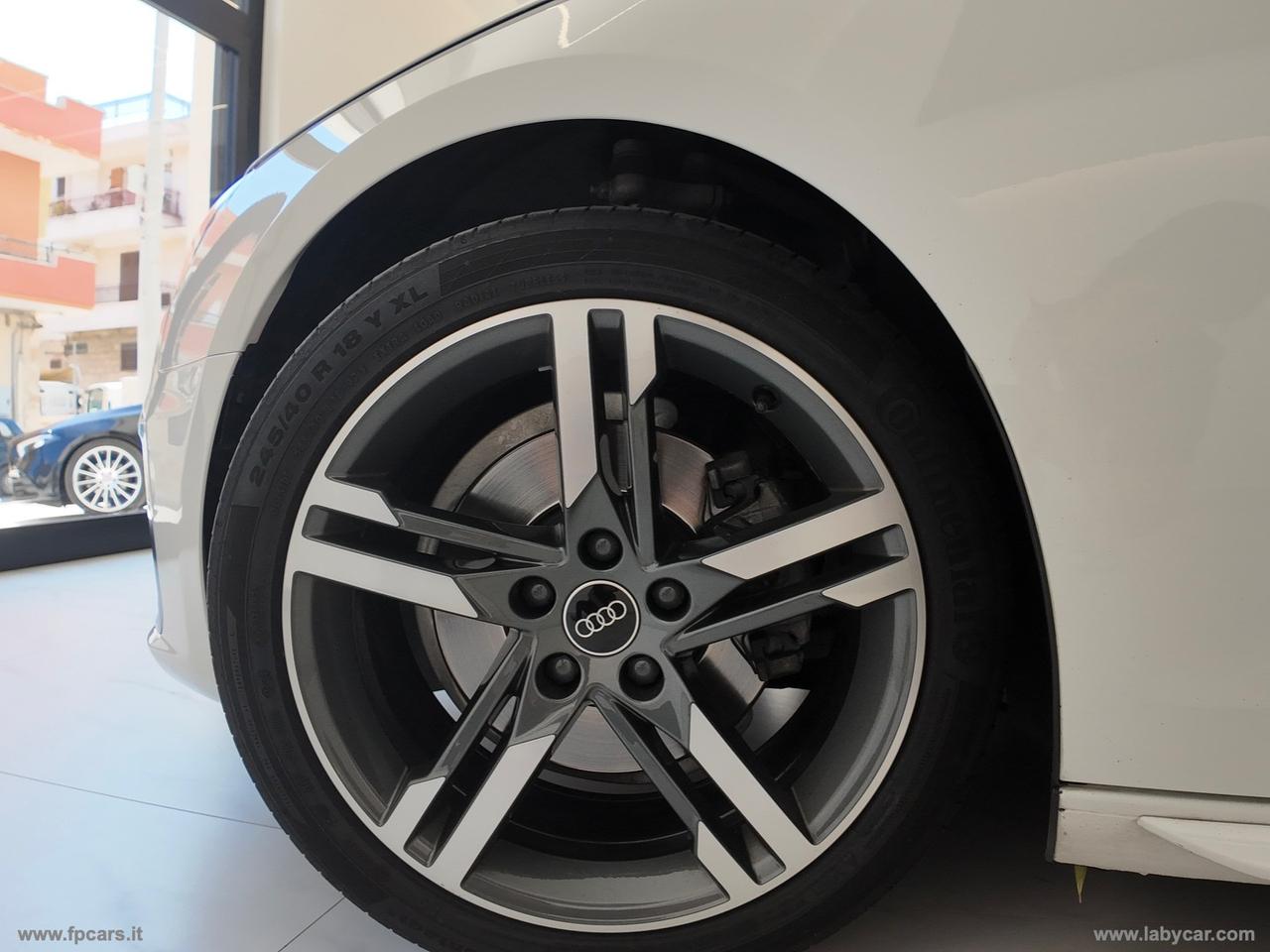 AUDI A4 30 TDI/136CV S tronic S line edition