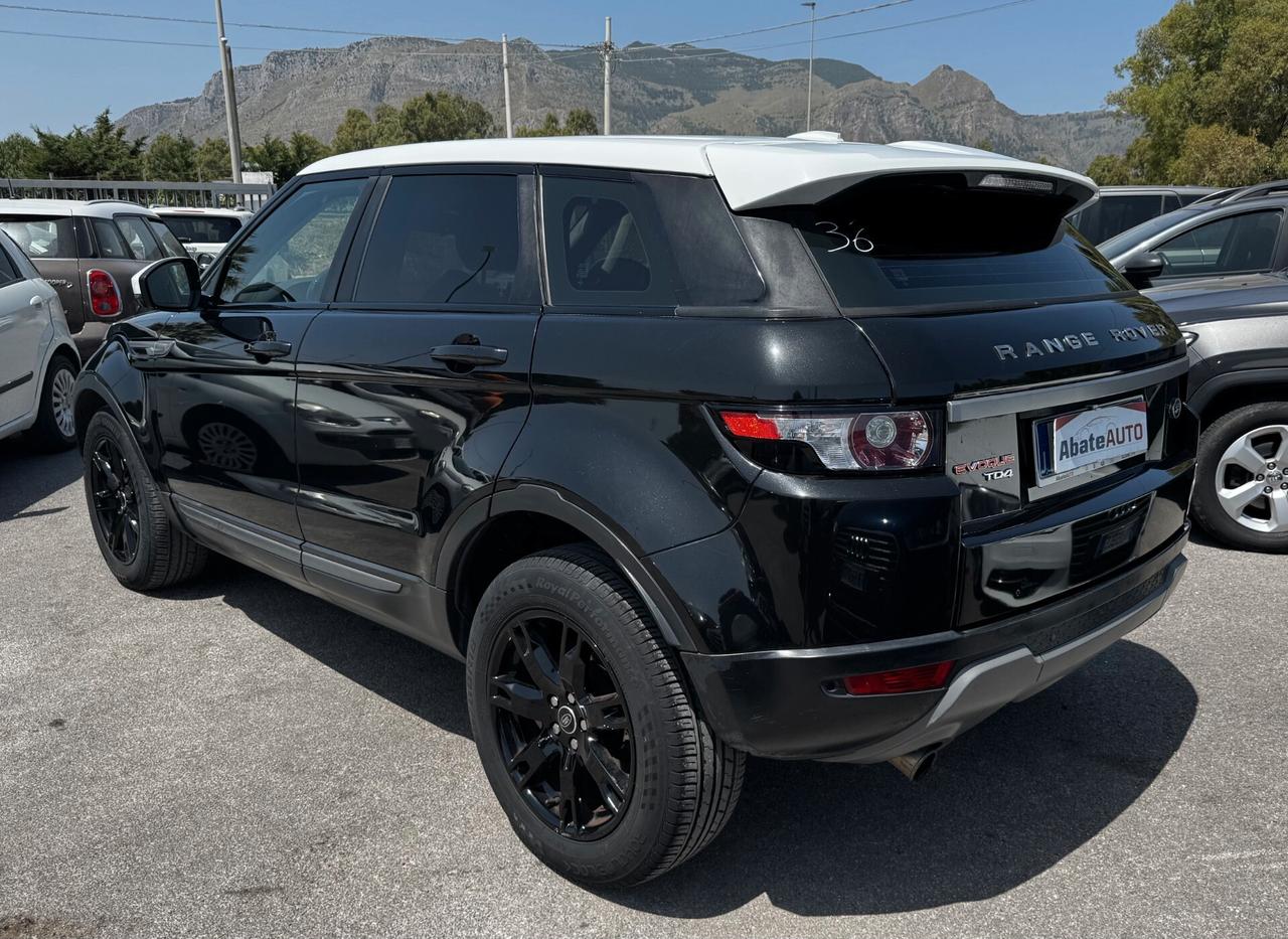 Land Rover Range Rover Evoque 2.2 TD4 5p. Pure