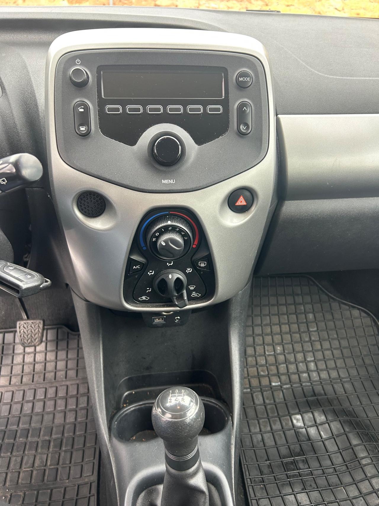 Citroen C1 VTi 68 5 porte Shine