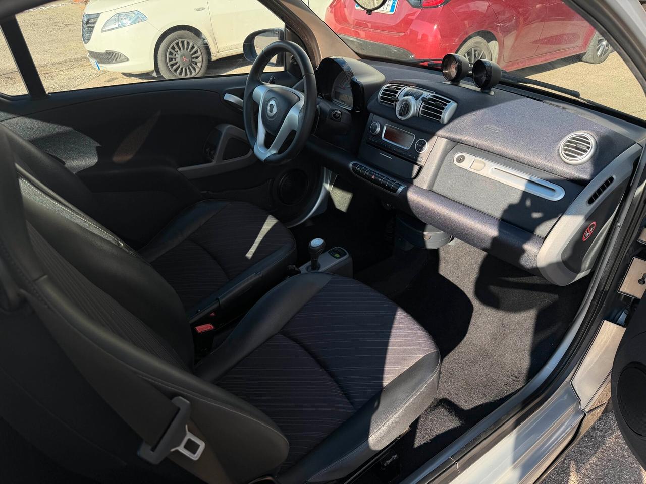 Smart ForTwo 1000 52 kW MHD coupé pure NEOPATENTATI