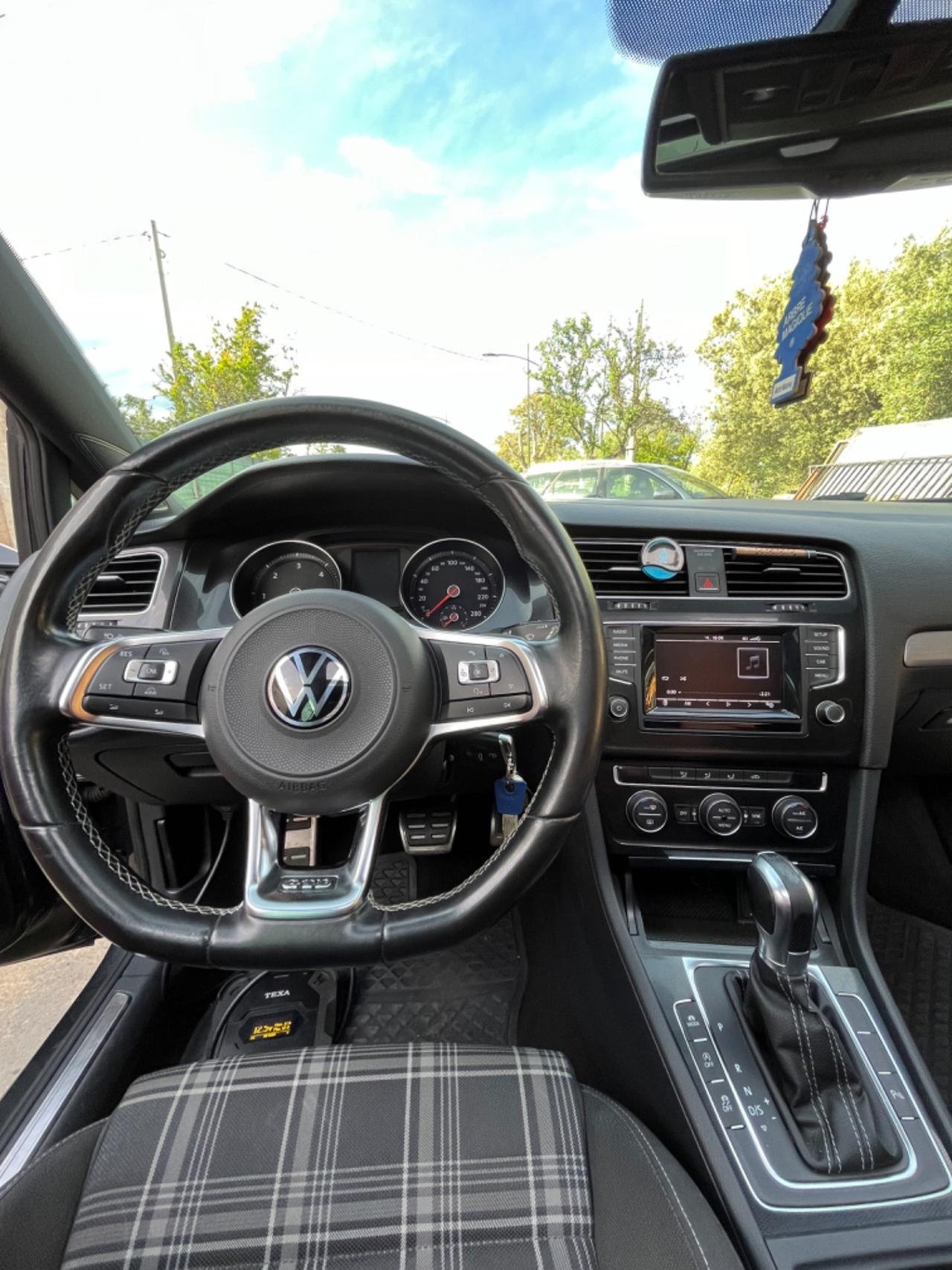 Volkswagen Golf GTD 2.0 TDI DSG 5p. BlueMotion Technology
