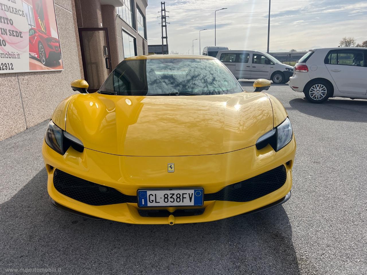 FERRARI 296 GTB CARBONIO SOLLEVATORE IVA ESPOSTA