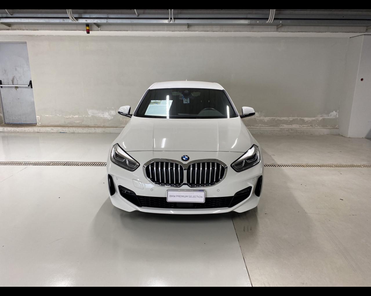 BMW F40 118d 5 Porte