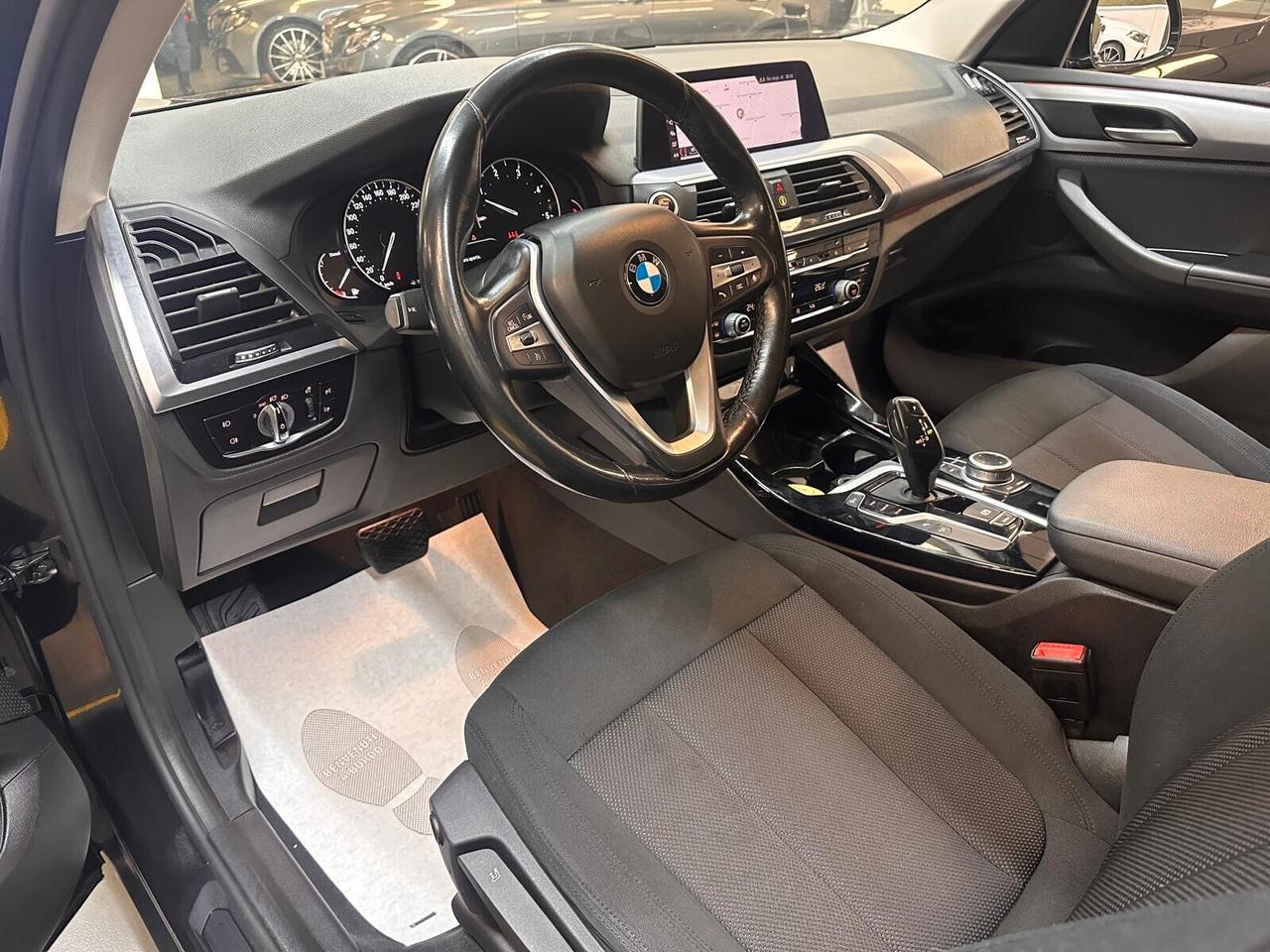 BMW X3 xdrive20d mhev 48V Business Advantage auto