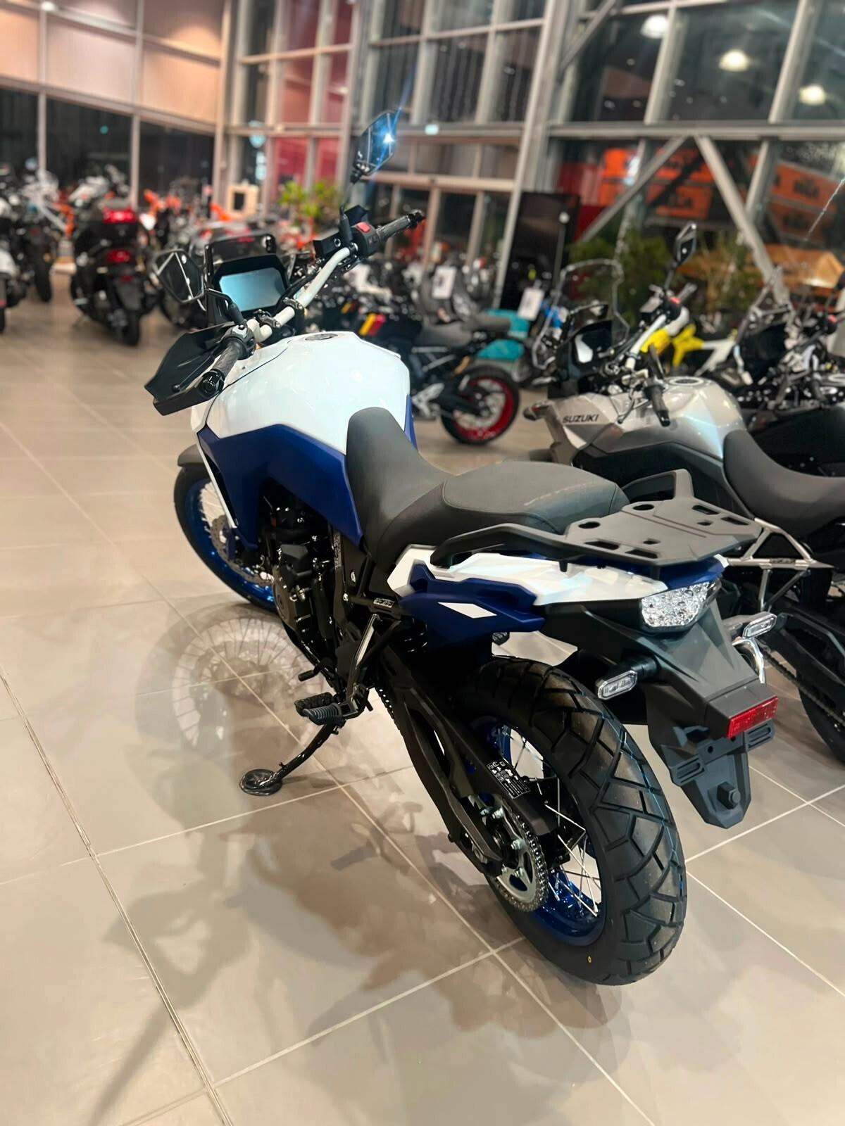 Suzuki V Strom DL 800 DE
