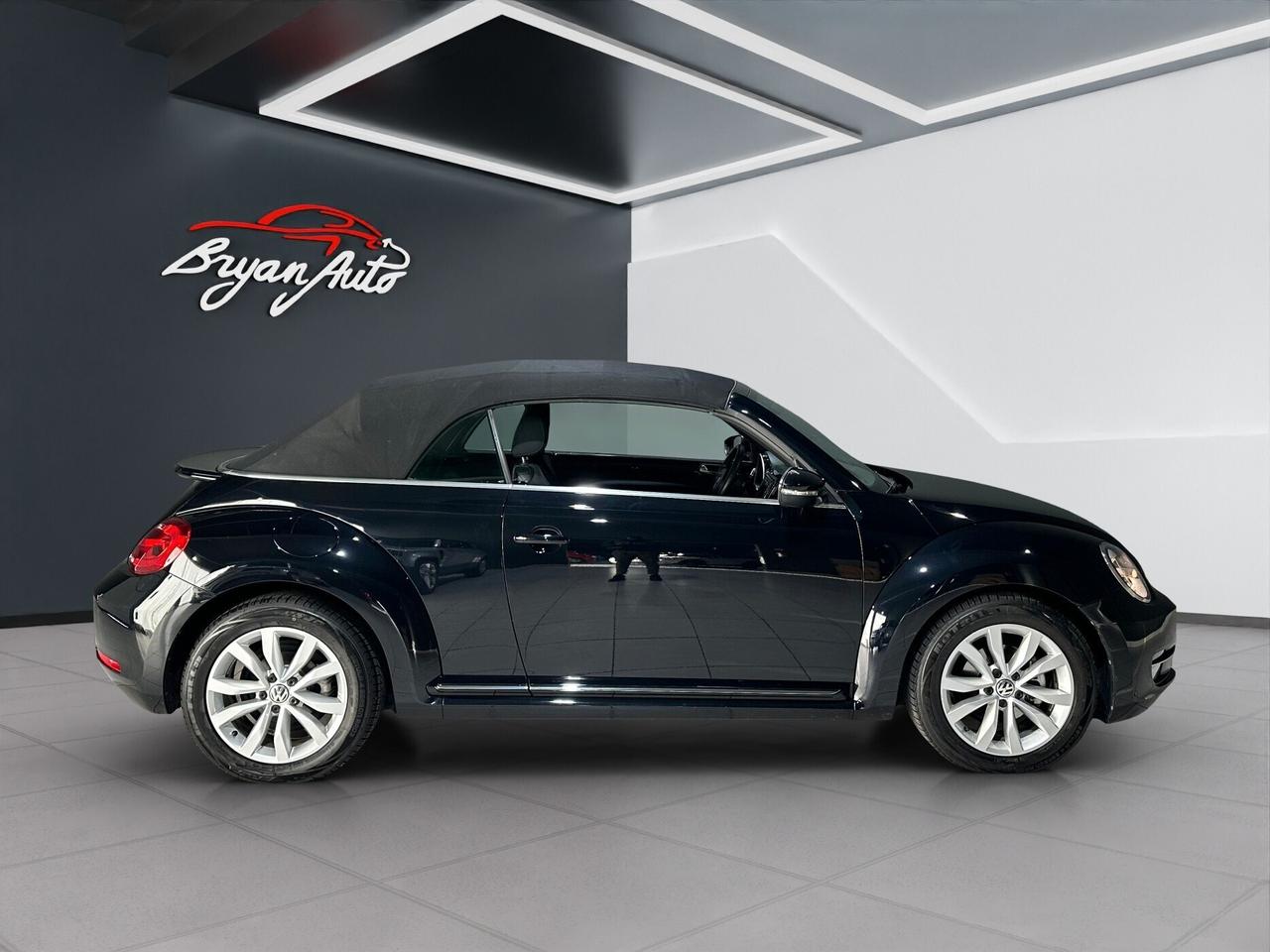 Volkswagen Maggiolino Cabrio 2.0 TDI DSG Design BlueMotion Technology