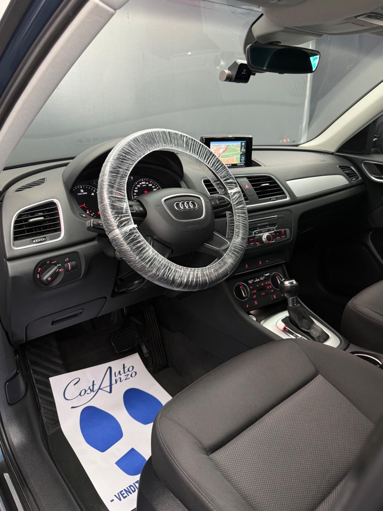 Audi Q3 2.0 TDI 120 CV S tronic line Edition 2018