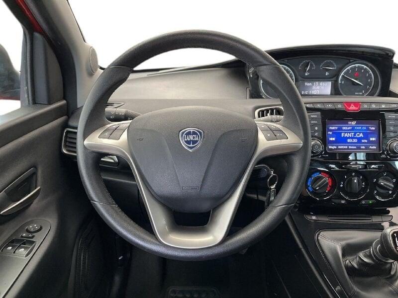 Lancia Ypsilon III 2015 1.0 hybrid Gold s&s 70cv