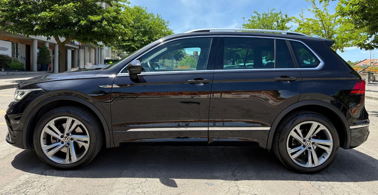 Volkswagen Tiguan 2.0 Tdi 200CV R Line 4Mot DSG