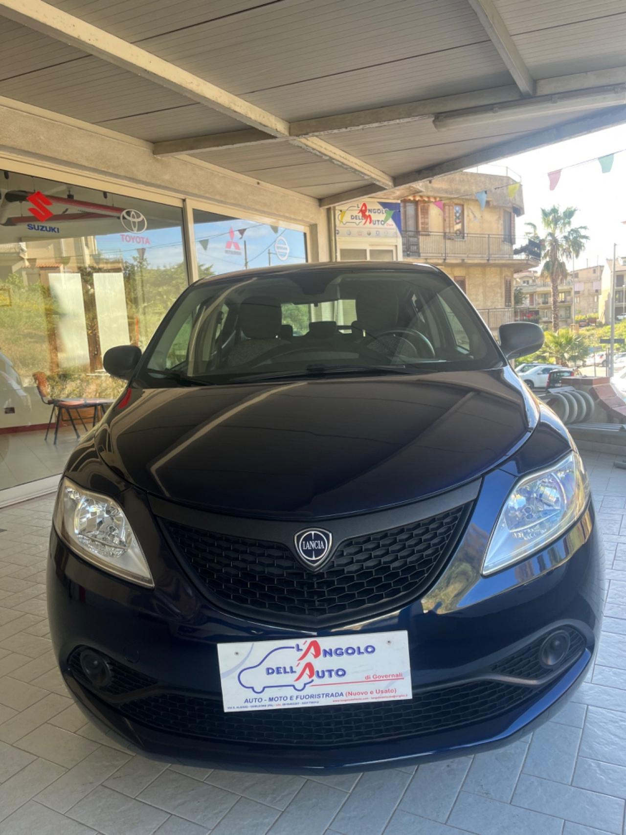 Lancia Ypsilon 1.2 69 CV 5 porte Elefantino Blu