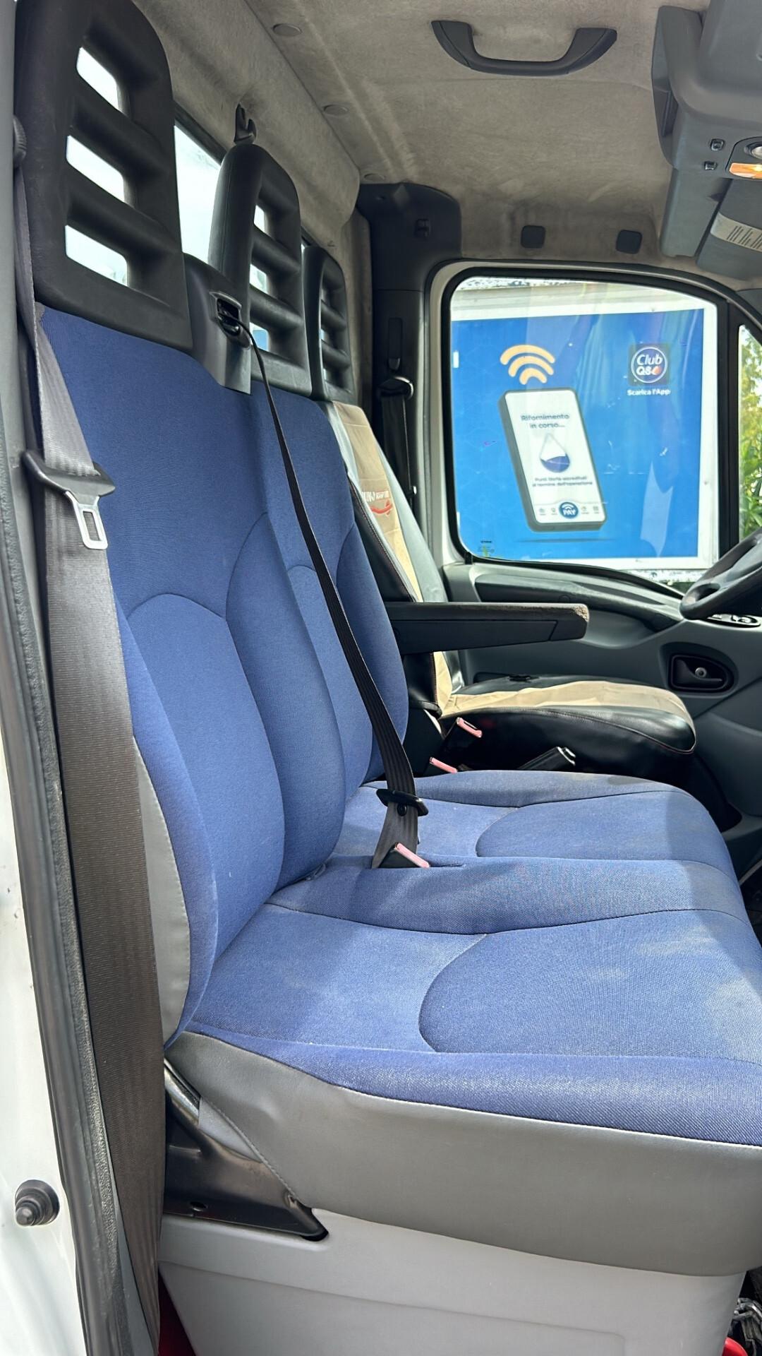 Iveco Daily 3000 cc 65C 15 CARROATTREZZI SCARRABILE 2011