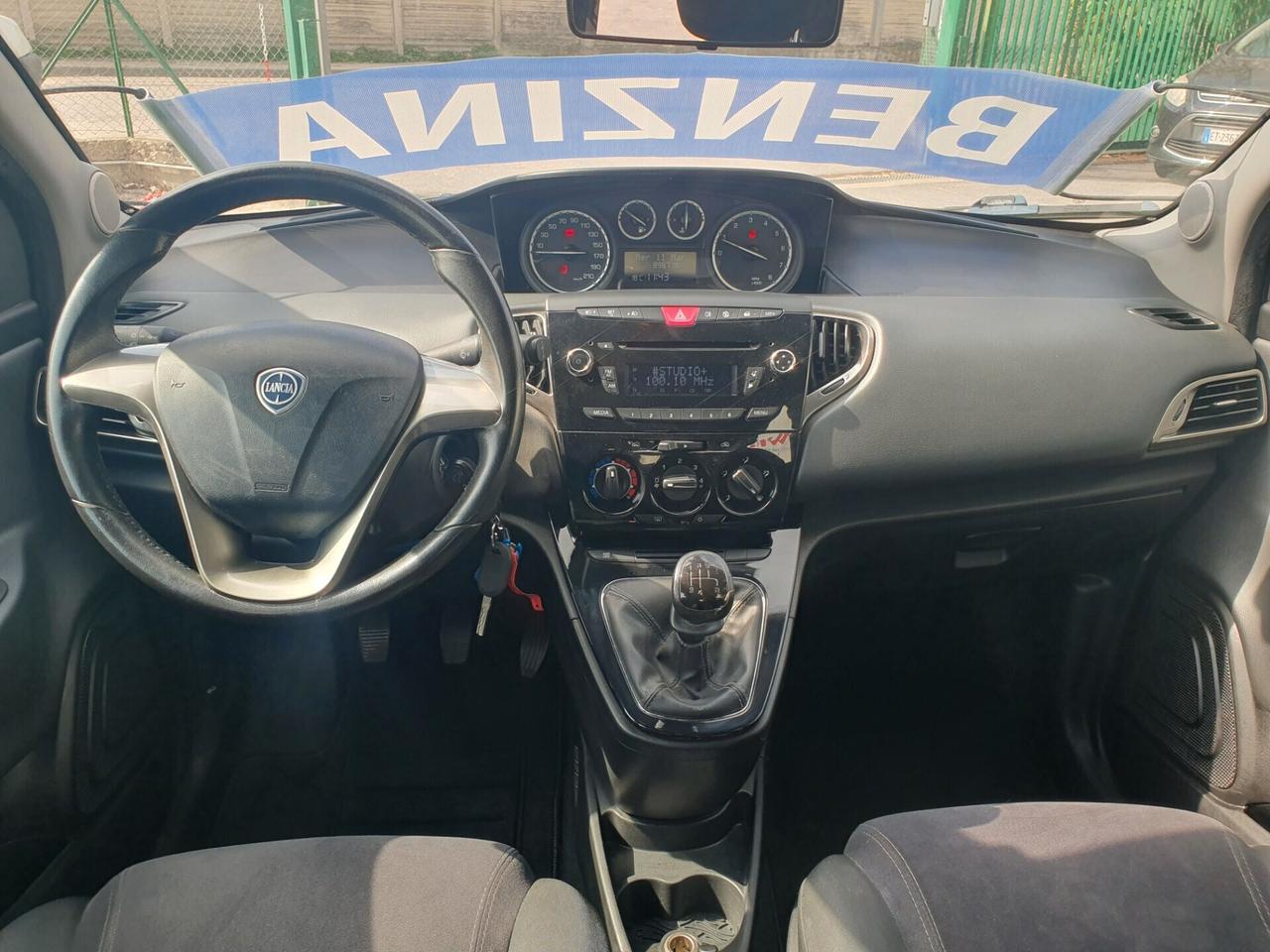 Lancia Ypsilon 1.2 69 CV benzina Neop 2014