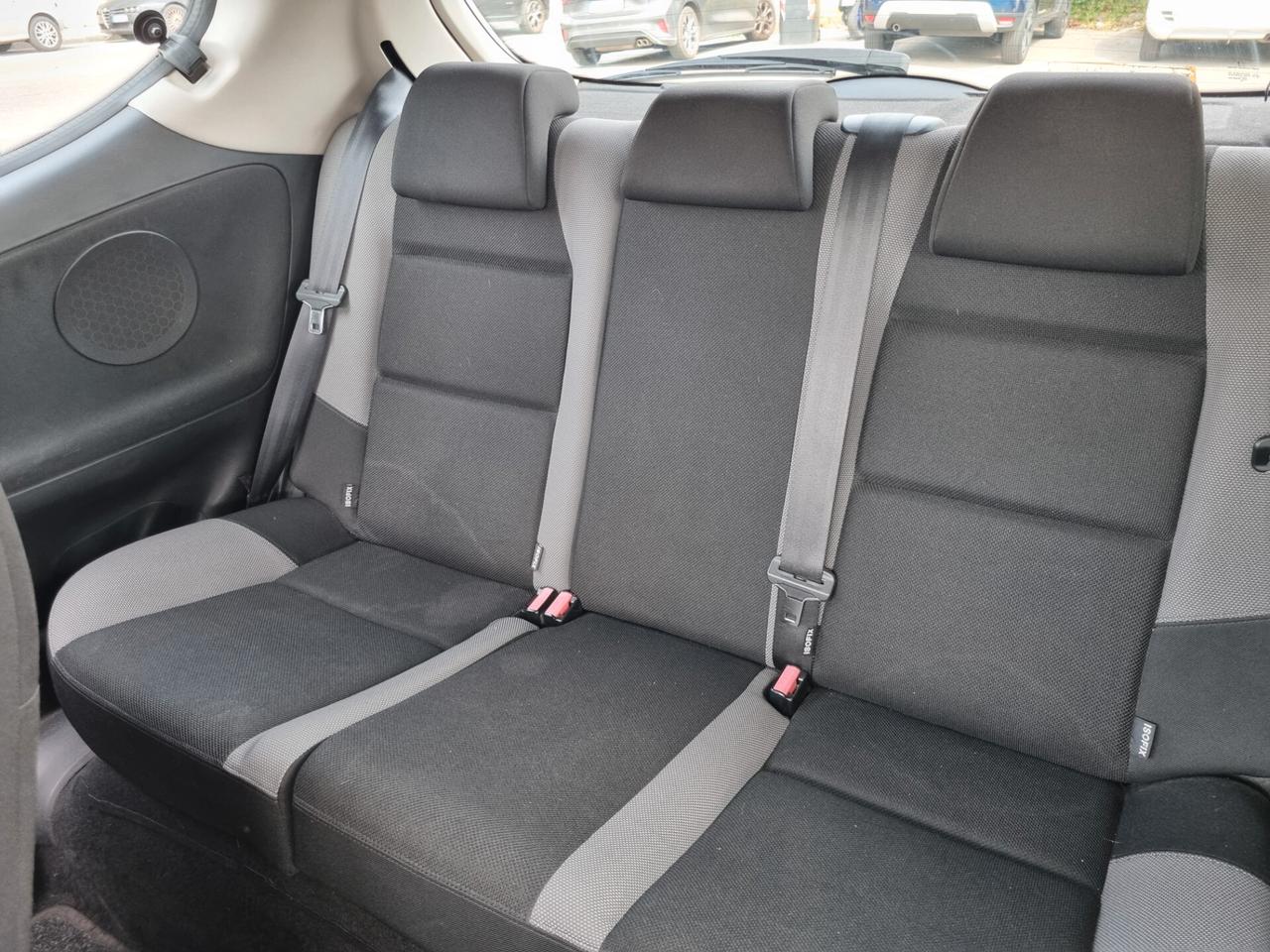 Peugeot 207 1.4 HDi 70CV 3p. XS