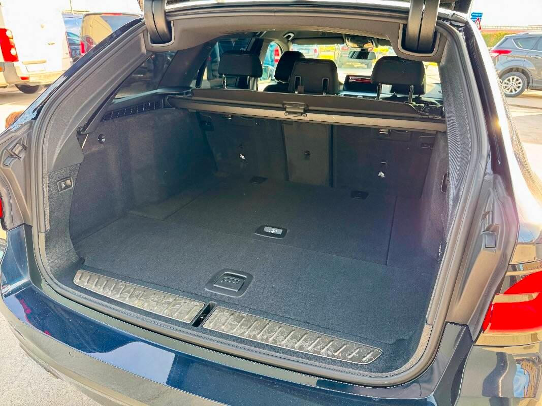 BMW Serie 5 Touring 520d mhev 48V Msport auto