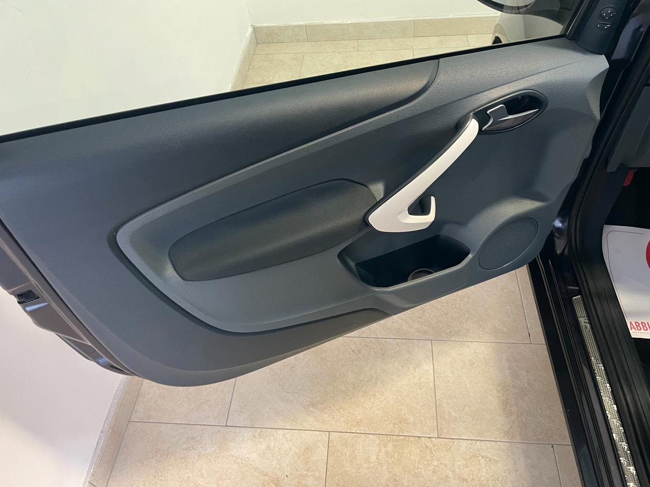 Ford Ka 1.2 8V Titanium FULL DISTR+FRIZIONE NEOPATENTATI