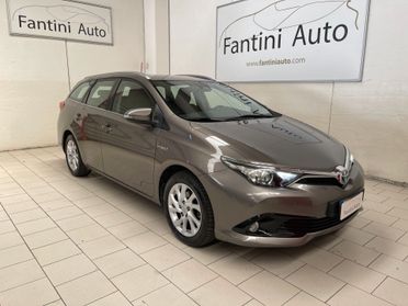 Toyota Auris Business Pack 1.8h cvt-Ok Neopat-LEGGO SOTTO