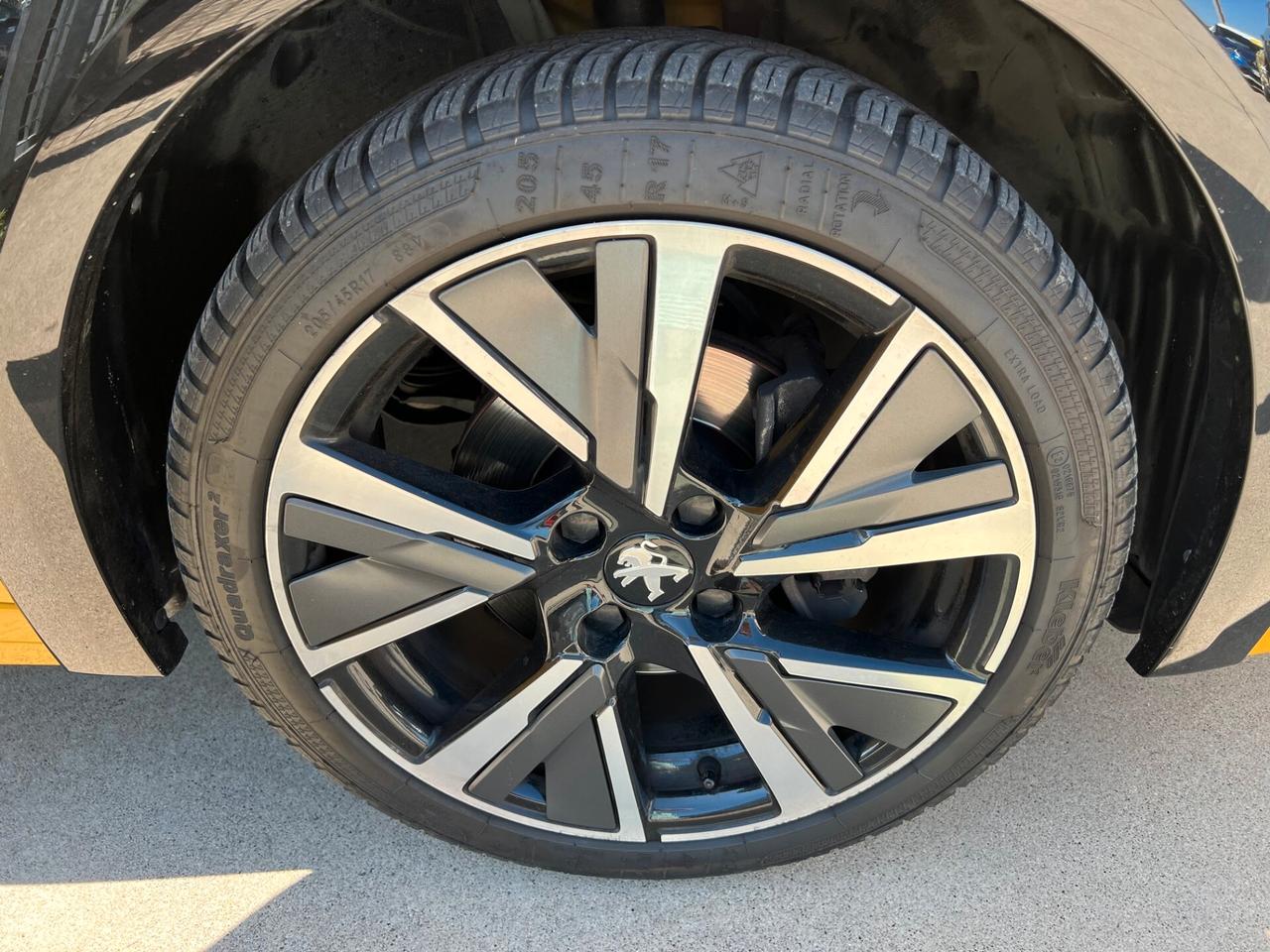 Peugeot 208 BlueHDi 100 Stop&Start 5 porte GT Pack - OK NEOPATENTATI